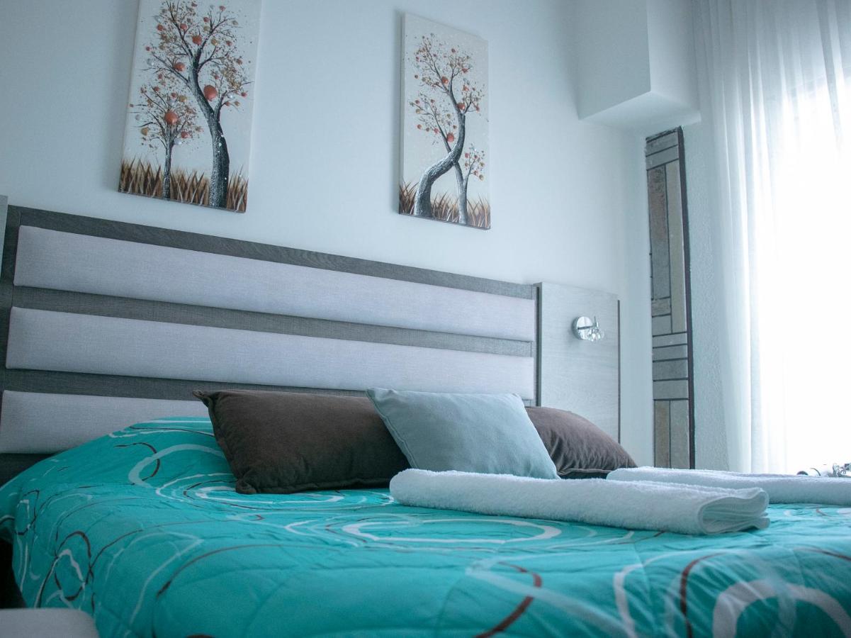 Maria Apartments Paralia Dionysiou Buitenkant foto