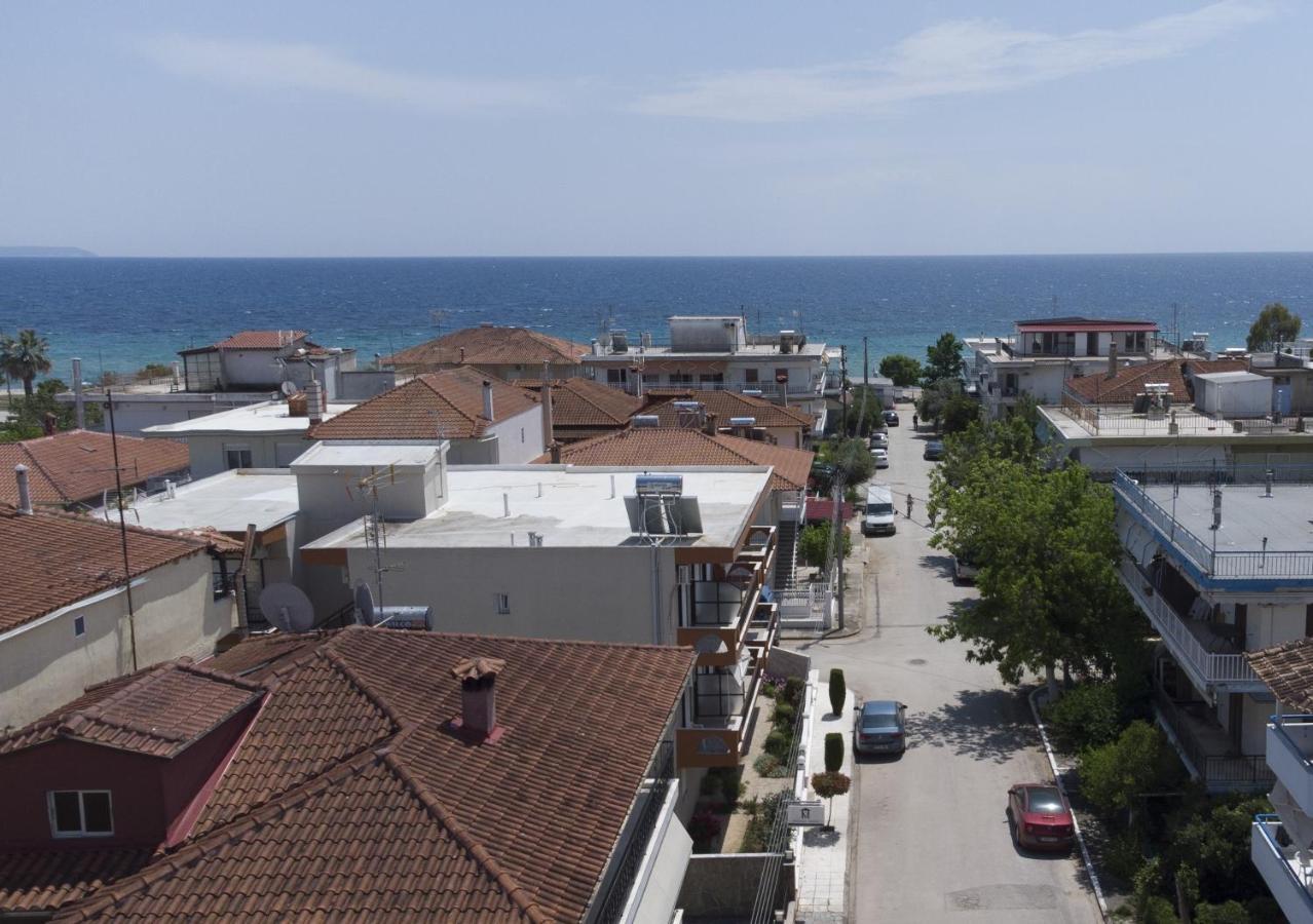 Maria Apartments Paralia Dionysiou Buitenkant foto