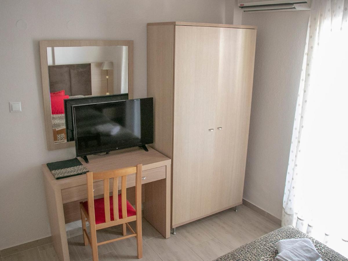 Maria Apartments Paralia Dionysiou Buitenkant foto