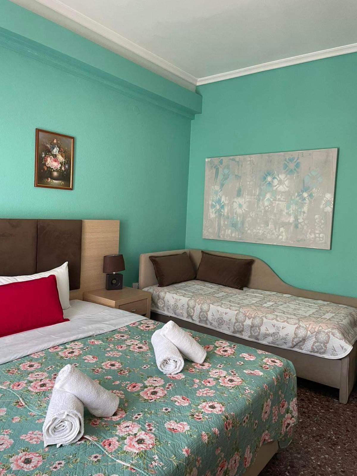 Maria Apartments Paralia Dionysiou Buitenkant foto