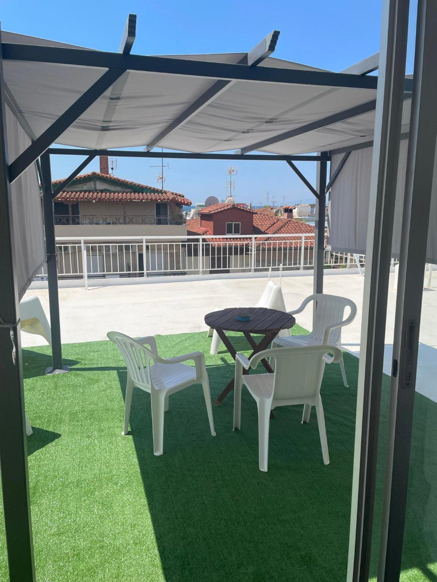 Maria Apartments Paralia Dionysiou Buitenkant foto