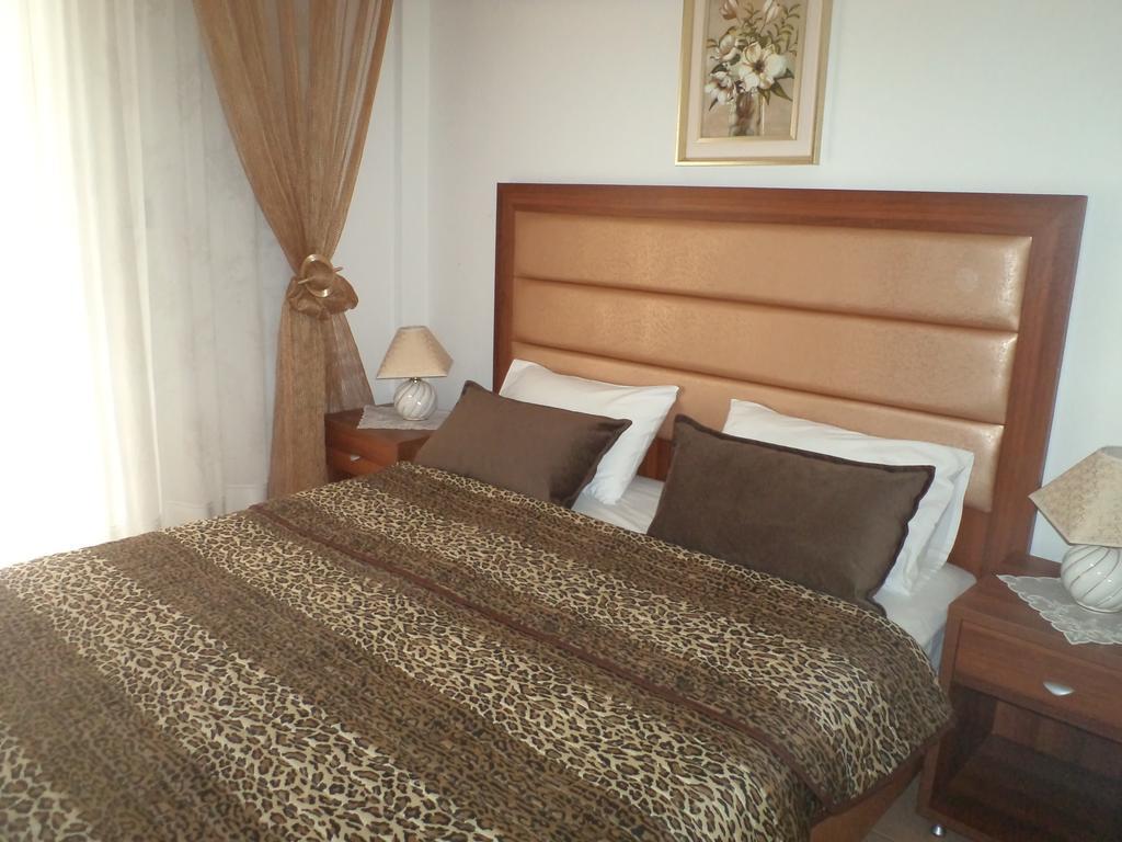Maria Apartments Paralia Dionysiou Kamer foto